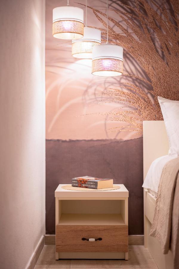 Capitis In The Center- Luxury With Swimming Pool *