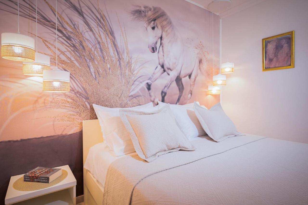 Apartment Capitis In The Center- Luxury With Swimming Pool Hvar Town