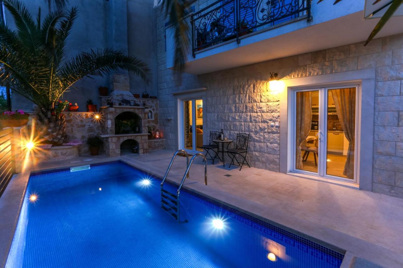 Capitis In The Center- Luxury With Swimming Pool Apartment *