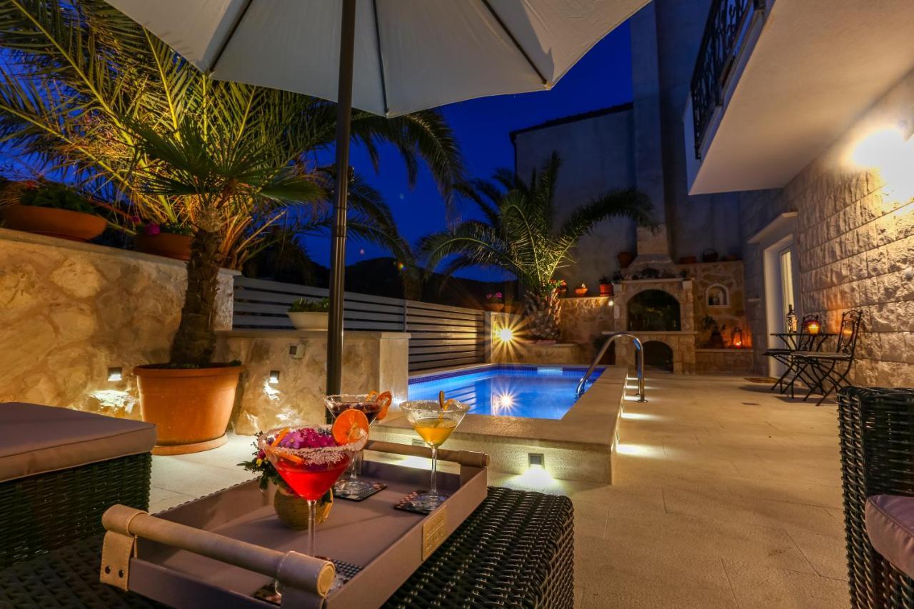 Apartment Capitis In The Center- Luxury With Swimming Pool Hvar Town