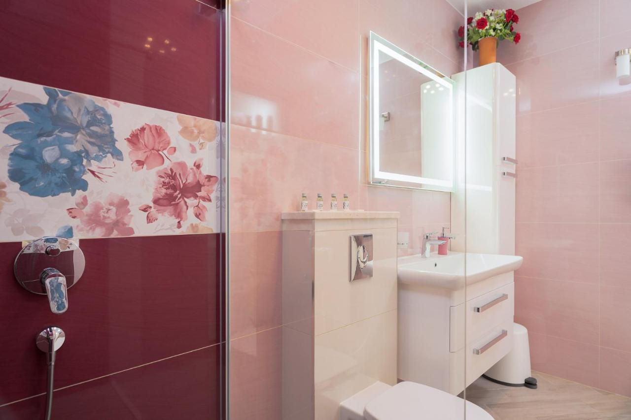 Capitis In The Center- Luxury With Swimming Pool Hvar Town